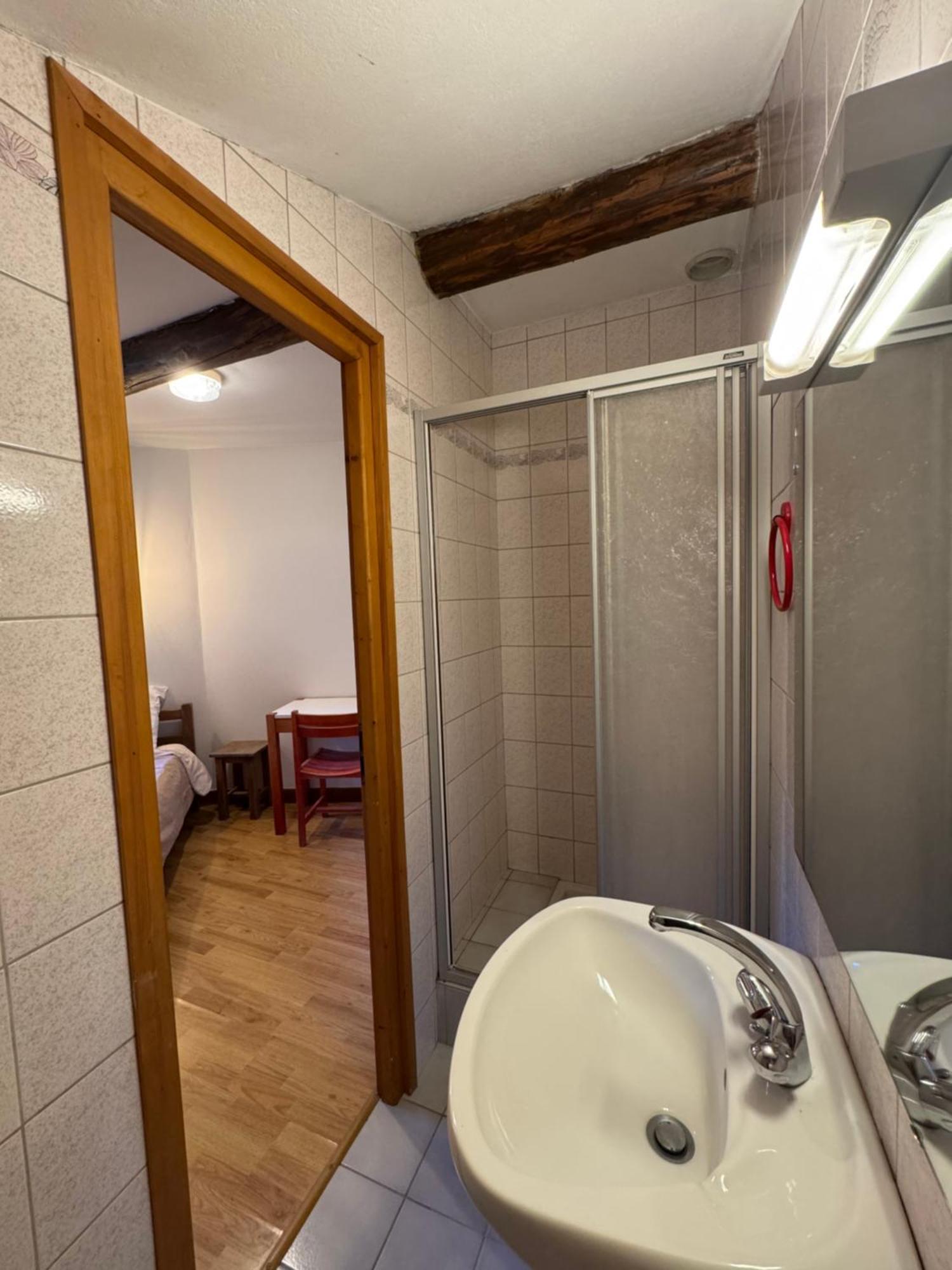 L'Ardesia Hostel Morzine Luaran gambar