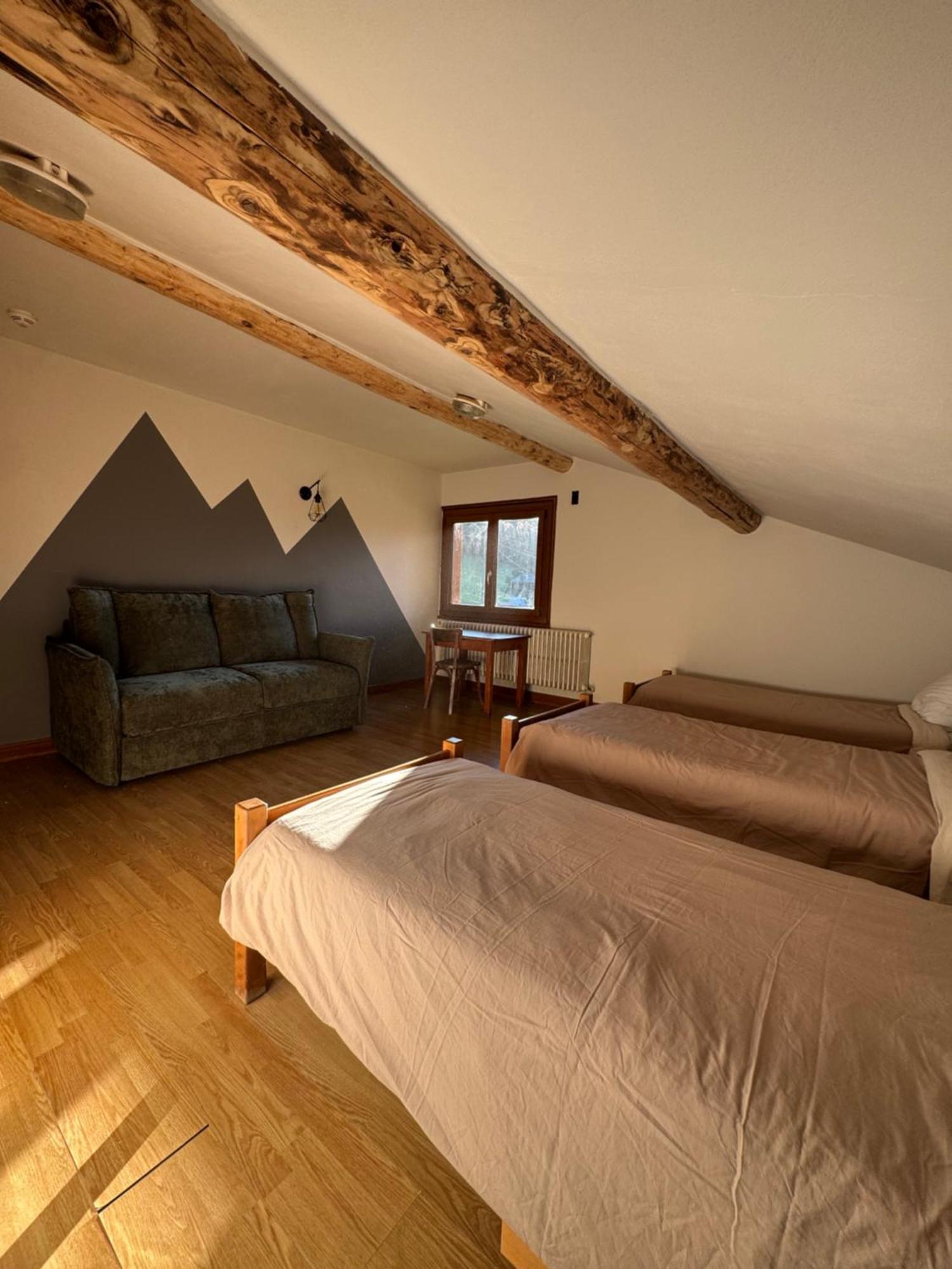 L'Ardesia Hostel Morzine Luaran gambar