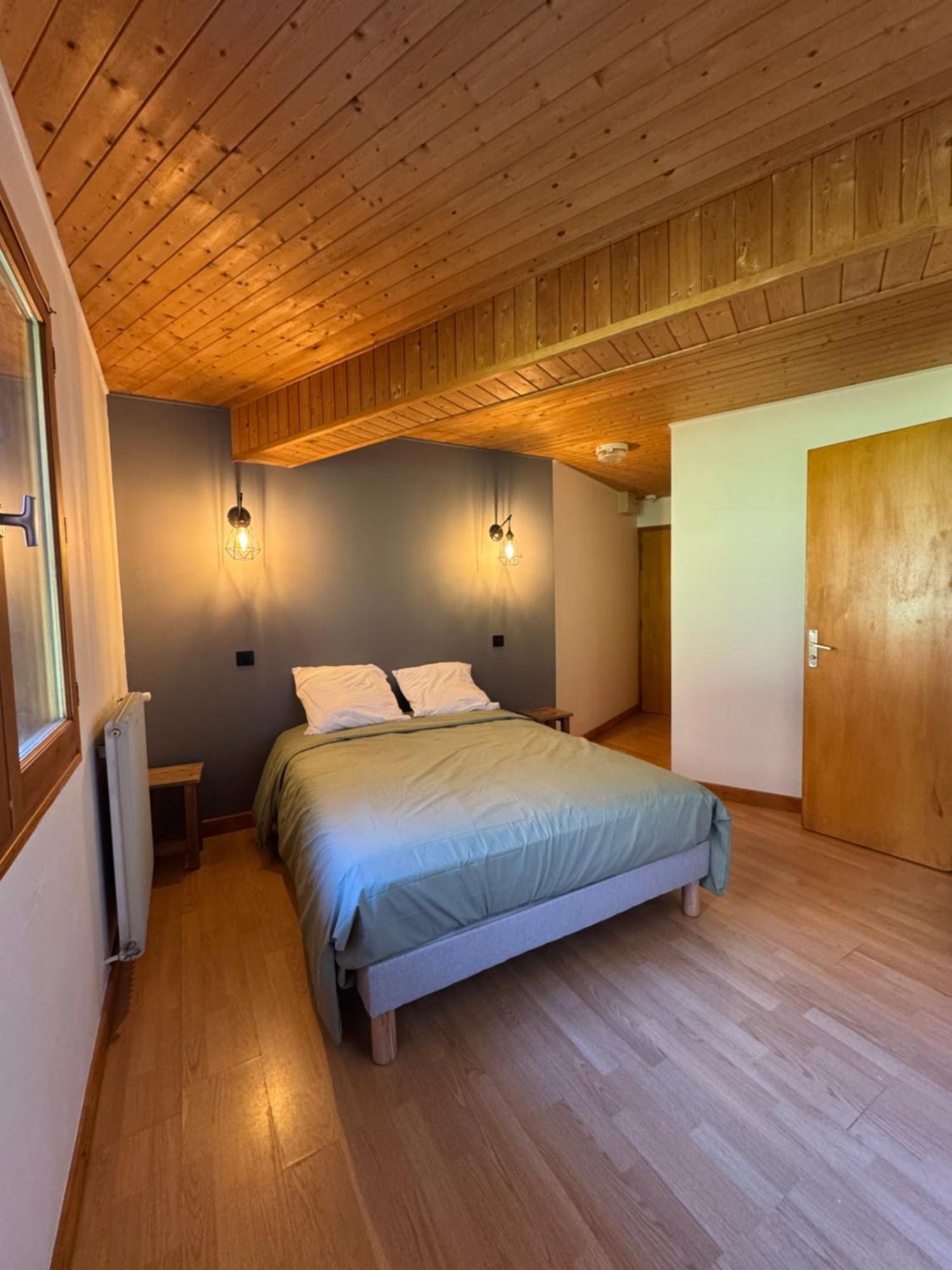 L'Ardesia Hostel Morzine Luaran gambar