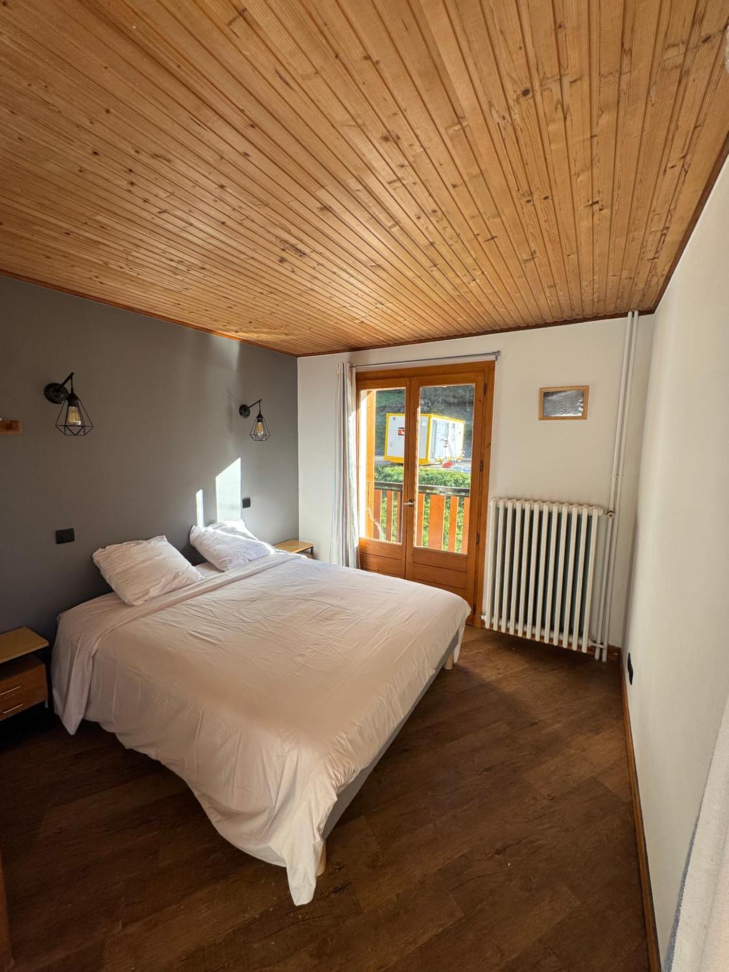 L'Ardesia Hostel Morzine Luaran gambar
